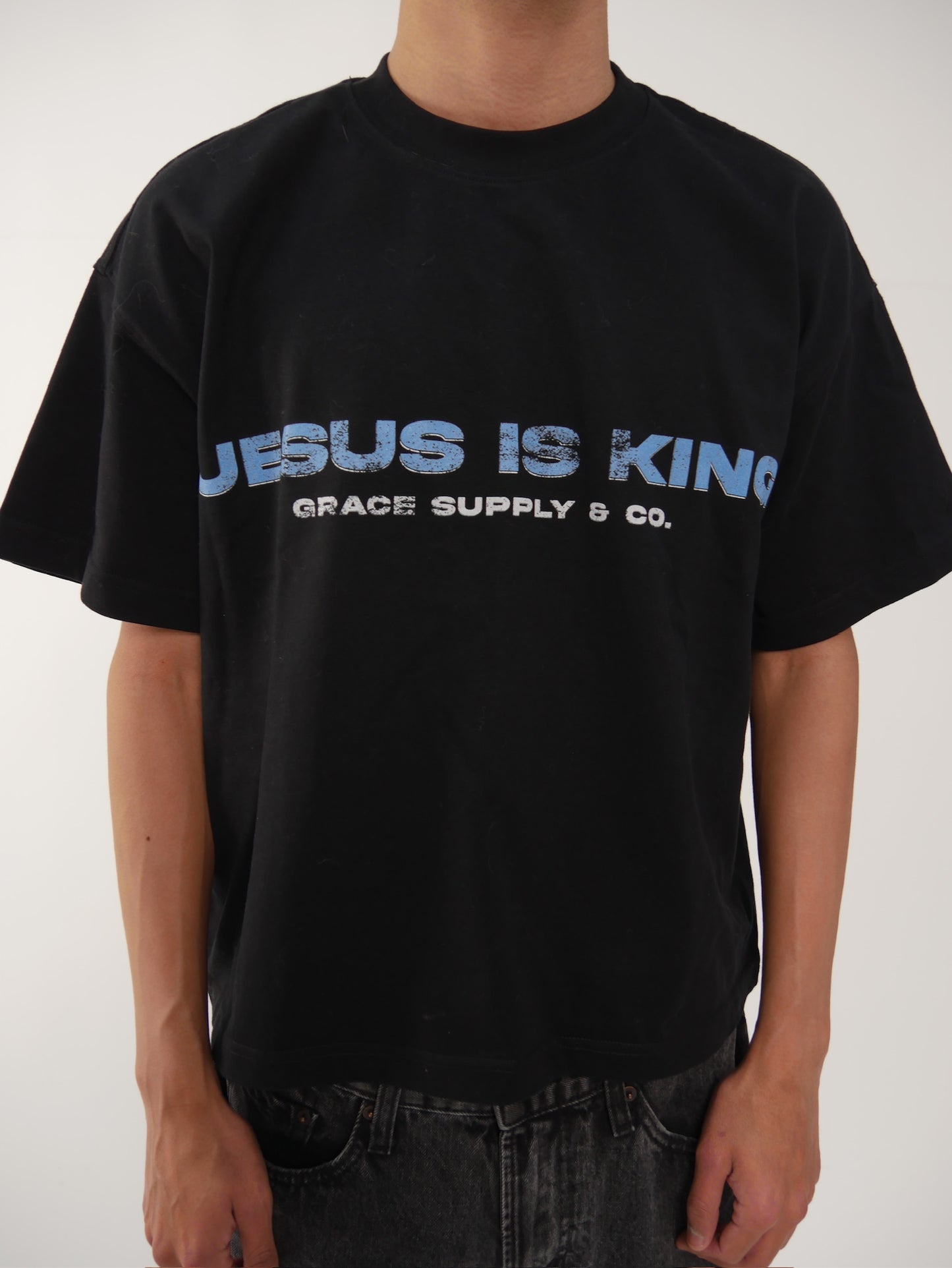 JESUS IS KING BOXY TEE